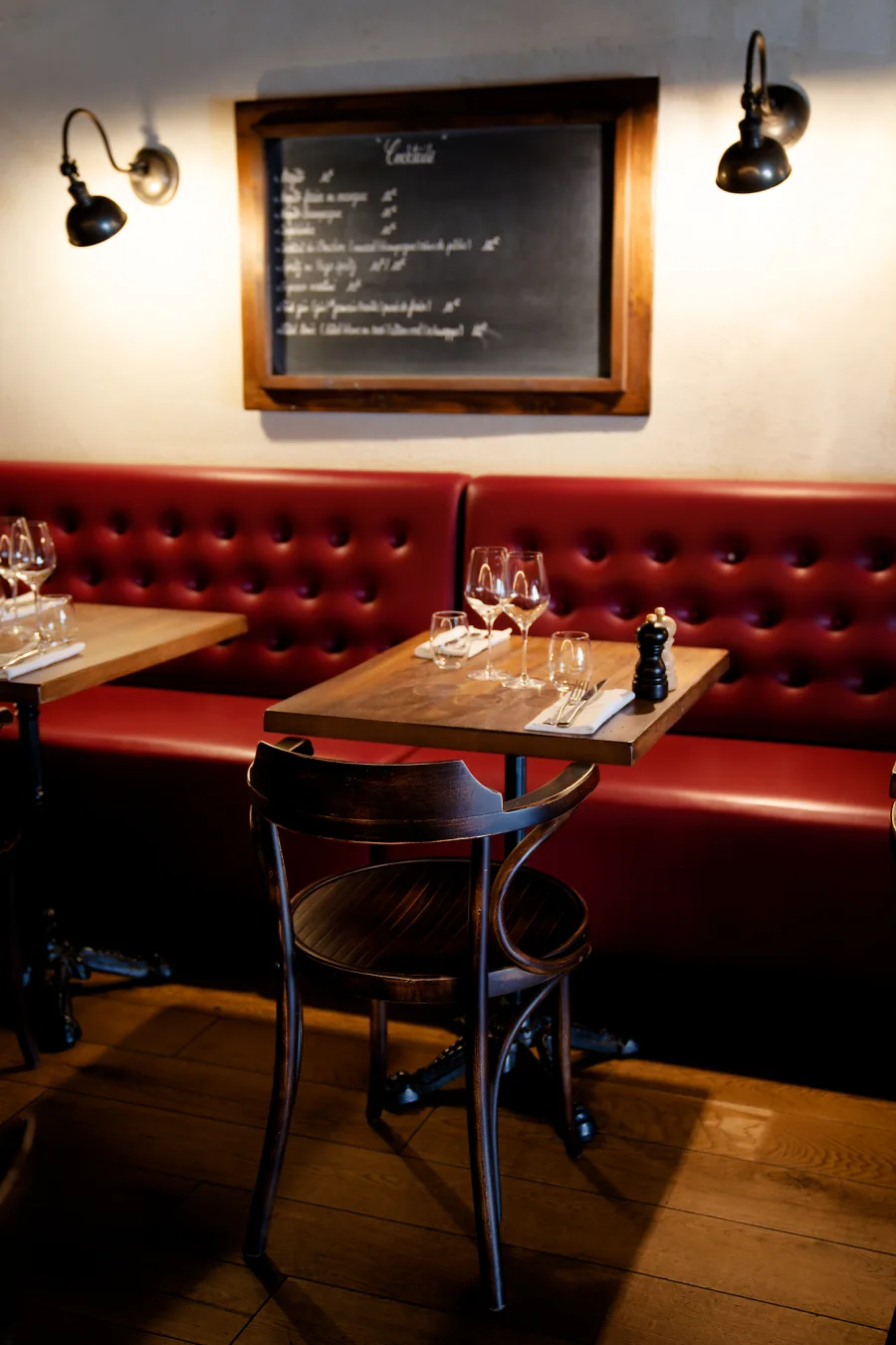 Salle du restaurant bistronomique Le Bouchon Provençal à Marseille Vieux Port